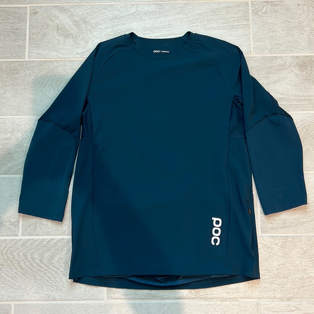 Mens Poc cycling jersey size small.